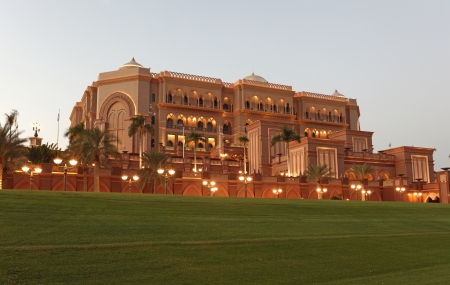 The Emirates Palace in Abu Dhabi, United Arab Emiratesのeditorial素材