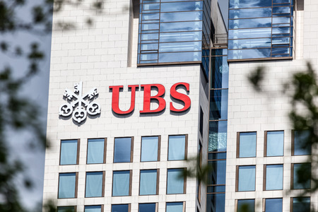 FRANKFURT, GERMANY - APR 19: UBS Bank headquarter building in the city of Frankfurt Main. April 19, 2015 in Frankfurt, Germanyのeditorial素材