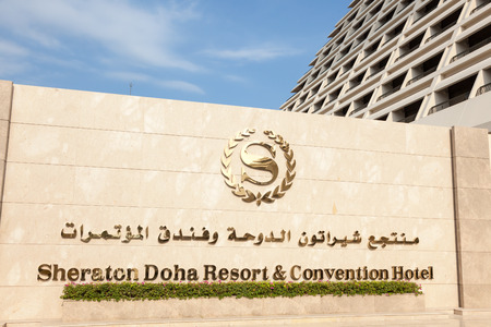 DOHA, QATAR - NOV 19: The luxury Sheraton Doha Resort Hotel in Doha downtown Al Dafna. November 19, 2015 in Doha, Qatar, Middle Eastのeditorial素材