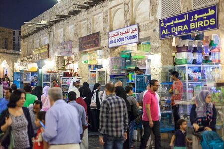 DOHA, QATAR - NOV 19: Shops at the traditional market Souq Waqif in Doha. November 19, 2015 in Doha, Qatar, Middle Eastのeditorial素材