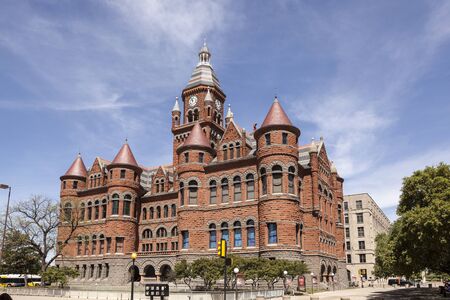 DALLAS, USA - APR 7: Old Red Museum of Dallas County History and Culture. April 7, 2016 in Dallas, Texas, United Statesのeditorial素材