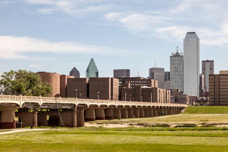 The Continental Avenue Pedestrian Bridge over the Trinity River in Dallas, Texas, United Statesの写真素材