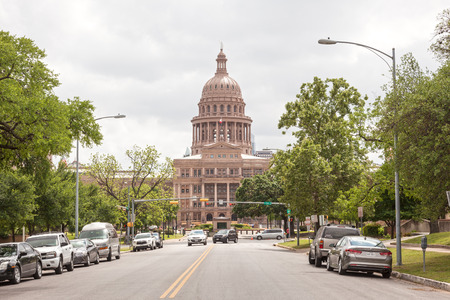 AUSTIN, USA - APR 10: The Texas State Capitol building in Austin Downtown. April 10, 2016 in Austin, Texas, United Statesのeditorial素材