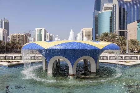 Fountain in the city of Abu Dhabi, United Arab Emiratesの写真素材