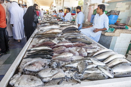 FUJAIRAH, UAE - DEC 1, 2016: Fish market in the city of Fujairah. United Arab Emirates, Middle Eastのeditorial素材