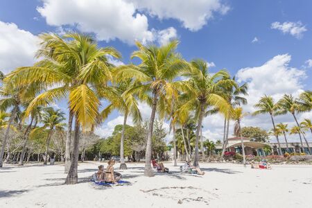 MIAMI, USA - MAR 10, 2017: Matheson Hammock Park beach in Miami, Florida, United Statesのeditorial素材