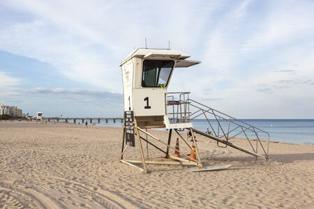 Pompano Beach, Fl, USA - March 14, 2017: Lifeguard tower on the beach in Pompano Beach. Florida, United Statesのeditorial素材