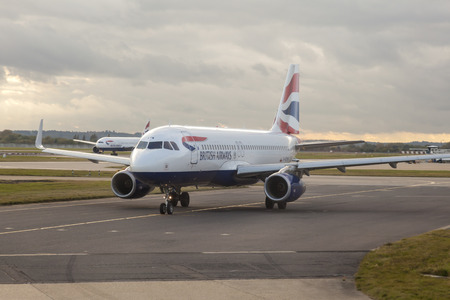 London, UK - Oct 10, 2017: British Airways Airbus A320-232 on the runway of the London Heathrow International Airportのeditorial素材