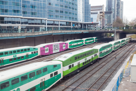 Toronto, Canada - Oct 11, 2017: Go Transit trains in the city of Toronto. Province of Ontario, Canadaのeditorial素材