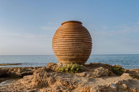 350-year-old Amphora call Koronios on the beach of Malia in Creteの写真素材