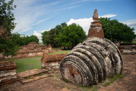 The ancient element pagoda sandstone at Wat Mahaeyong Ayuttaya ,Thailandのeditorial素材