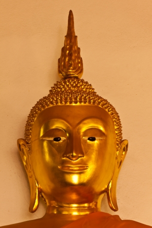 face of buddha statue in thailandの写真素材