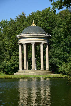 Arrayのeditorial素材