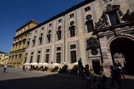 Arrayのeditorial素材