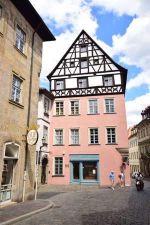 Arrayのeditorial素材