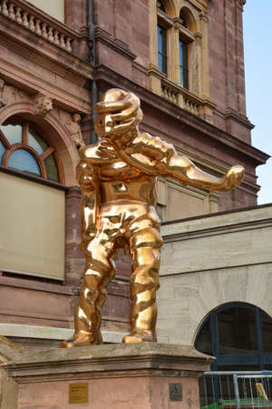 Liverpool, Merseyside, England, UK, Western Europe.  Bronze statue of a man in the centre of Liverpool.の写真素材