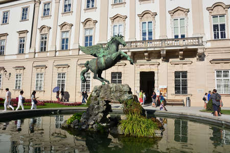 Sculpture of a horse in the center of Krakowの写真素材
