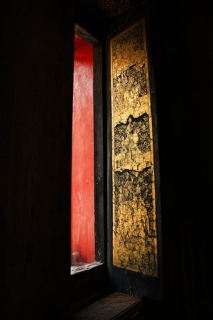 gold windowの写真素材