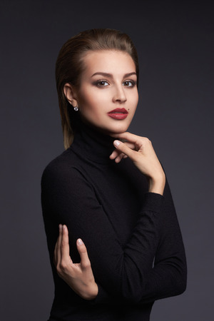 beauty portrait of a young woman. beautiful girl with short hairの写真素材