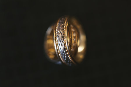 Two gold wedding rings close-up. Macro shootingの写真素材