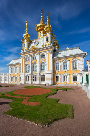 Church of Saints Peter and Paul in the Grand Peterhof Palaceのeditorial素材