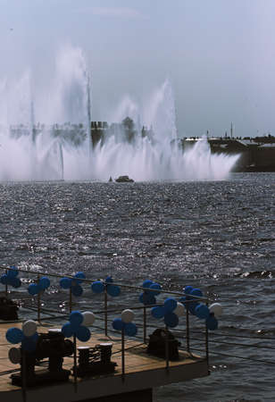 Fountain on the river Neva, St.-Petersburgの写真素材