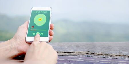 Streaming music application on smart phone