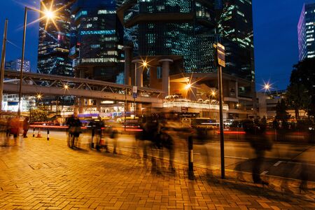 China Hong Kong 2016 December 31 People in line at a bus stopのeditorial素材