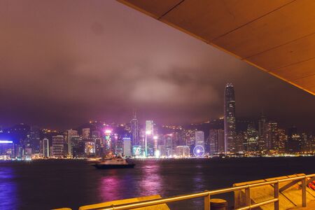 China Hong Kong 2016 December 31 Panoramic view of the promenade in Hong Kong.のeditorial素材