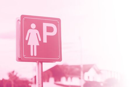 Lady park space pink sign lady car park for women in the public car Parkの写真素材