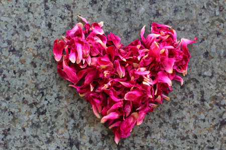 Dry rose heart