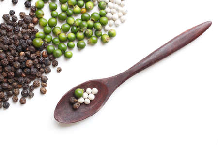 Fresh pepper isolated - peppercornの写真素材