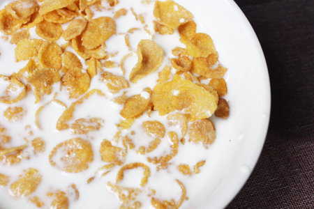 corn flakes and milk
