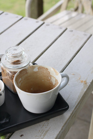 empty stain coffee in cupの写真素材