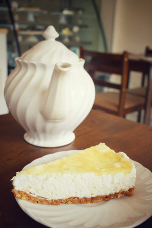 Lemon cheese cake with milk teaの写真素材