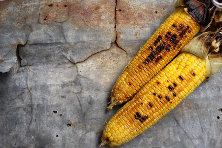 Grilled cornの写真素材