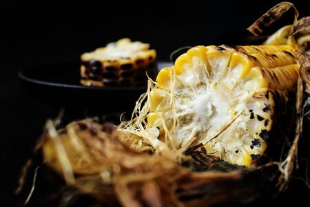 Grilled cornの写真素材