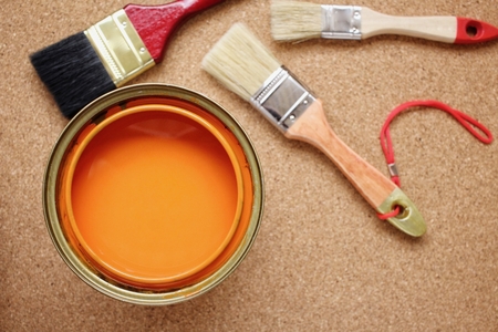 Paint can with brushの写真素材