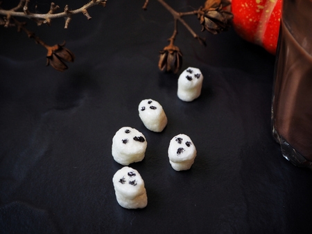 Marshmallows ghost for halloween partyの写真素材