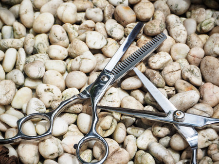 Hair cutting shears