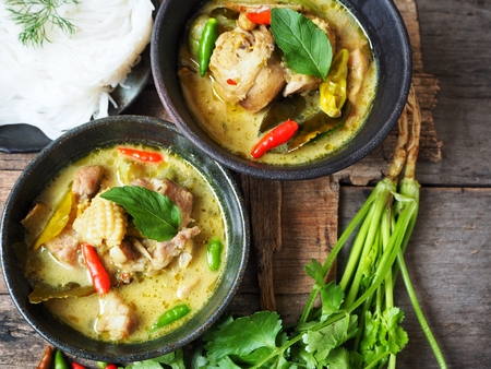 Green curry chicken with rice noodlesの写真素材