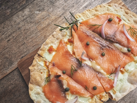 Smoked salmon pizzaの写真素材