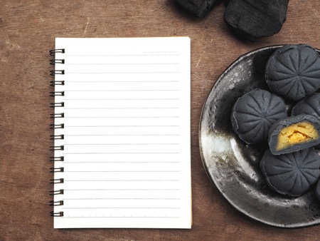 Mochi japanese dessert with blank notepadの写真素材