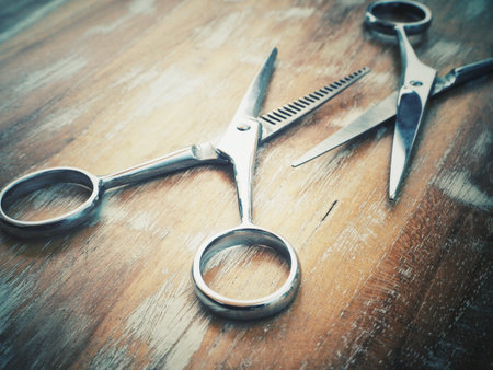 Hair cutting shears