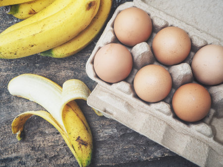 Bananas and eggs in the box