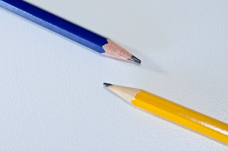 partial diagonal  view of two   sharpened pencilsの写真素材