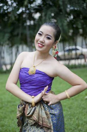 BANGKOK, THAILAND - JULY 10 : Thai traditional dance. This is the parade of making traditional merit of people from the northern territory of Thailand, July 10, 2011 in Bangkok, Thailand. のeditorial素材