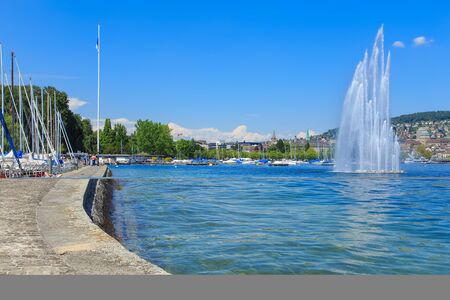 Zurich, Switzerland - 26 May, 2016: view on Lake Zurich with the city of Zurich in the background. Lake Zurich (German: Zurichsee) is a lake in Switzerland, extending southeast of the city of Zurich. The city of Zurich is the largest city in Switzerland aのeditorial素材