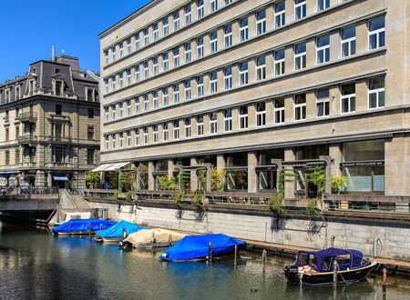 Zurich, Switzerland - 20 April, 2016: the Schanzengraben moat and buildings along it. The Schanzengraben is a moat that was built between 1881 and 1887, it is one of the last remains of the Baroque fortifications of Zurich.のeditorial素材