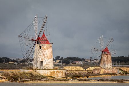 Mills salt pans of Trapaniの写真素材